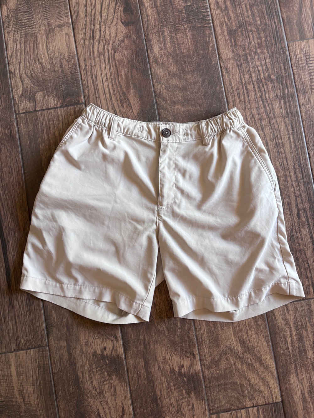 chubbies Light Beige Men's Relaxed Shorts